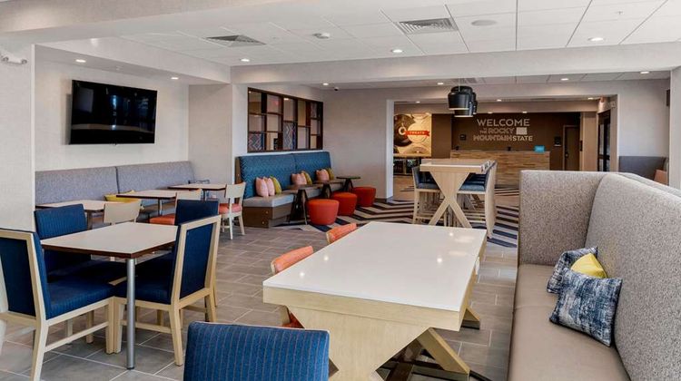 Hampton Inn Colorado Springs Northeast Lobby
