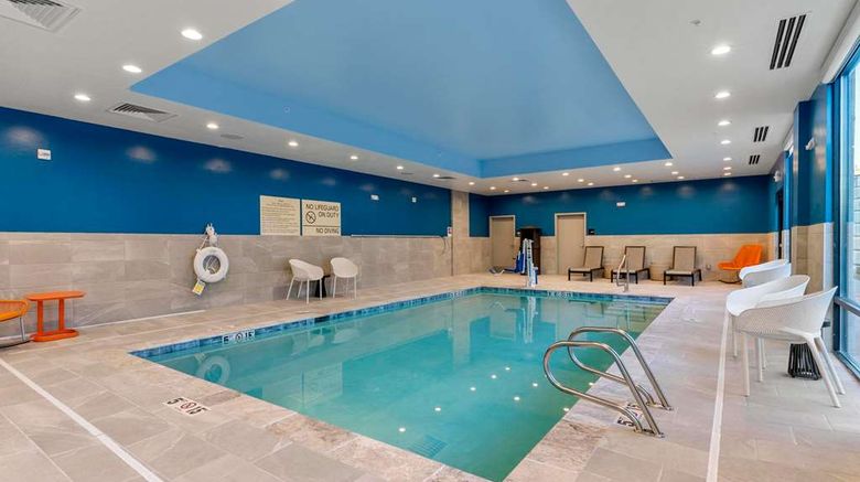 <b>Hampton Inn Colorado Springs Northeast Pool</b>. Images powered by <a href="https://iceportal.shijigroup.com/" title="IcePortal" target="_blank">IcePortal</a>.