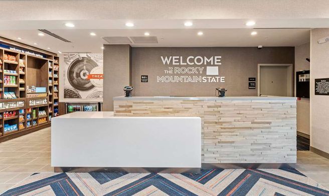 Hampton Inn Colorado Springs Northeast Lobby