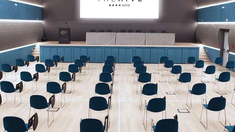 <b>The Hive Meeting</b>. Images powered by <a href="https://iceportal.shijigroup.com/" title="IcePortal" target="_blank">IcePortal</a>.