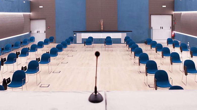 <b>The Hive Meeting</b>. Images powered by <a href="https://iceportal.shijigroup.com/" title="IcePortal" target="_blank">IcePortal</a>.