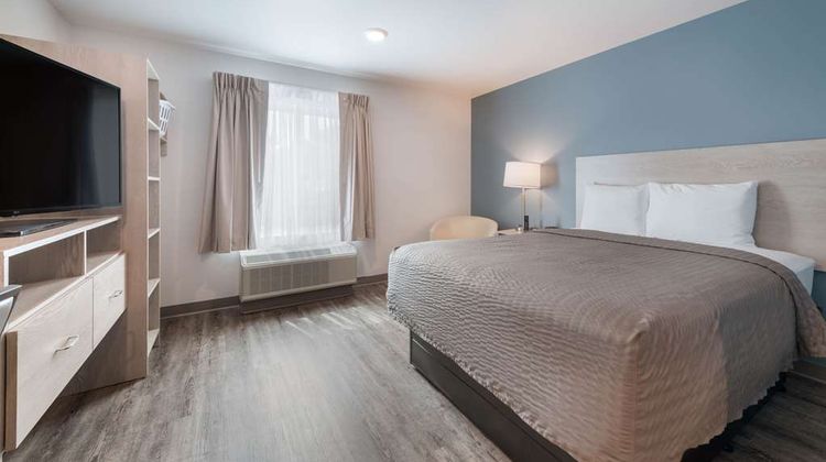 WoodSpring Suites Charlotte Speedway Room