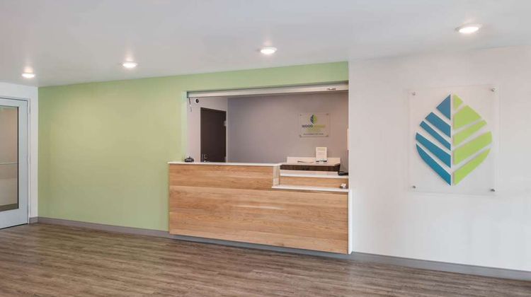WoodSpring Suites Charlotte Speedway Lobby