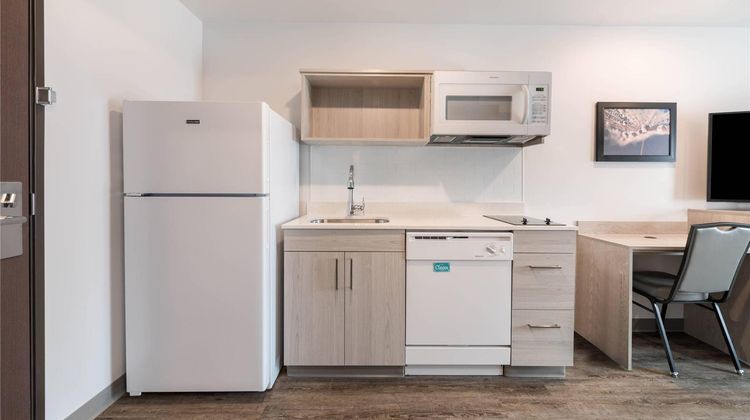 WoodSpring Suites Charlotte Speedway Room