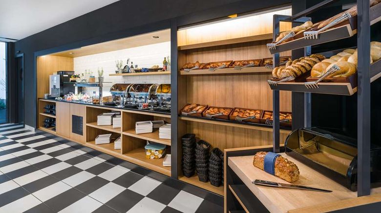 <b>D8 Hotel Budapest Restaurant</b>. Images powered by <a href="https://iceportal.shijigroup.com/" title="IcePortal" target="_blank">IcePortal</a>.