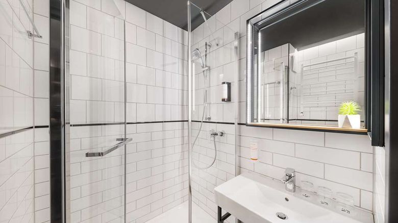 <b>D8 Hotel Budapest Room</b>. Images powered by <a href="https://iceportal.shijigroup.com/" title="IcePortal" target="_blank">IcePortal</a>.