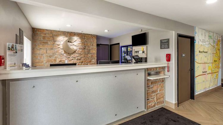 Comfort Inn Mount Pleasant-Racine Lobby