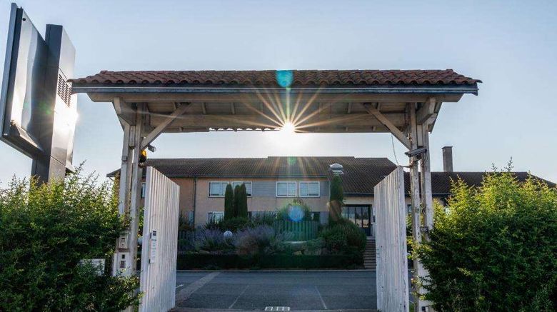Hotel Newport Villefranche dAstarac Exterior. Images powered by <a href="https://iceportal.shijigroup.com" target="_blank" rel="noopener">Ice Portal</a>.