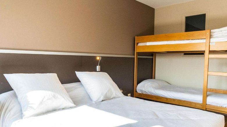 <b>Hotel Newport Villefranche d'Astarac Room</b>. Images powered by <a href="https://iceportal.shijigroup.com/" title="IcePortal" target="_blank">IcePortal</a>.