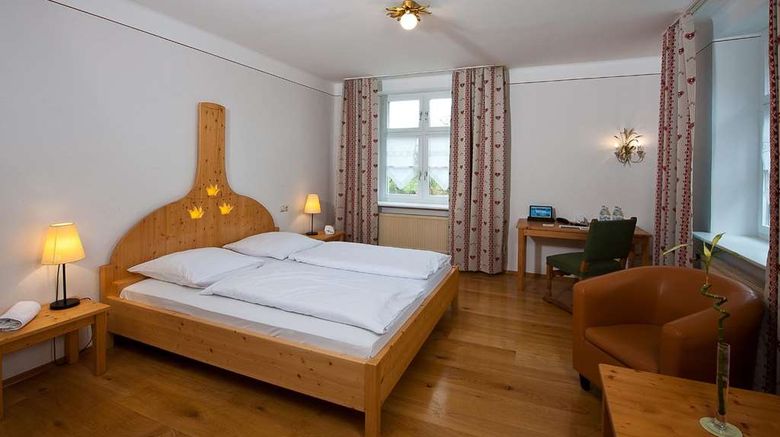 <b>Brauereigasthof Drei Kronen Room</b>. Images powered by <a href="https://iceportal.shijigroup.com/" title="IcePortal" target="_blank">IcePortal</a>.