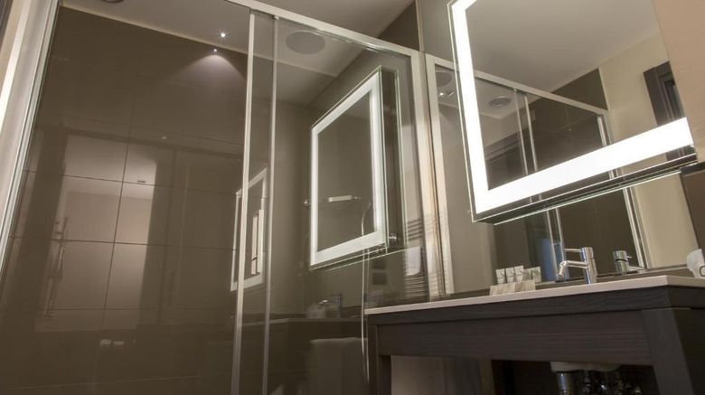 <b>Ego Hotel Ancona Suite</b>. Images powered by <a href="https://iceportal.shijigroup.com/" title="IcePortal" target="_blank">IcePortal</a>.