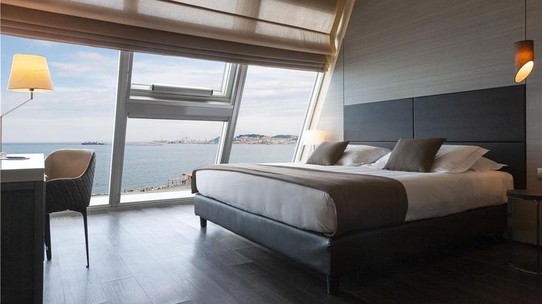 <b>Ego Hotel Ancona Room</b>. Images powered by <a href="https://iceportal.shijigroup.com/" title="IcePortal" target="_blank">IcePortal</a>.