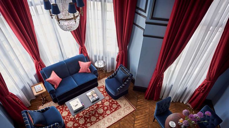 <b>The Twenty Two Suite</b>. Images powered by <a href="https://iceportal.shijigroup.com/" title="IcePortal" target="_blank">IcePortal</a>.