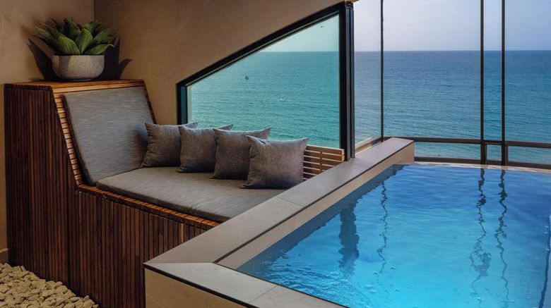 <b>Aire de O:live Pool</b>. Images powered by <a href="https://iceportal.shijigroup.com/" title="IcePortal" target="_blank">IcePortal</a>.