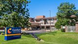 <b>Comfort Inn & Suites Exterior</b>. Images powered by <a href="https://iceportal.shijigroup.com/" title="IcePortal" target="_blank">IcePortal</a>.