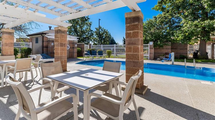 Comfort Inn & Suites Pool