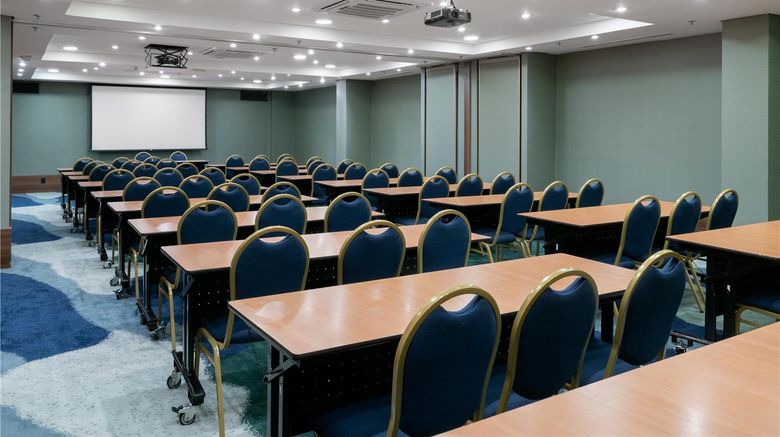 <b>Hilton Porto Alegre Meeting</b>. Images powered by <a href="https://iceportal.shijigroup.com/" title="IcePortal" target="_blank">IcePortal</a>.