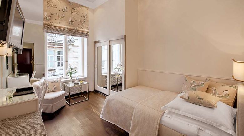 <b>Der Europaeische Hof-Hotel Europa Room</b>. Images powered by <a href="https://iceportal.shijigroup.com/" title="IcePortal" target="_blank">IcePortal</a>.