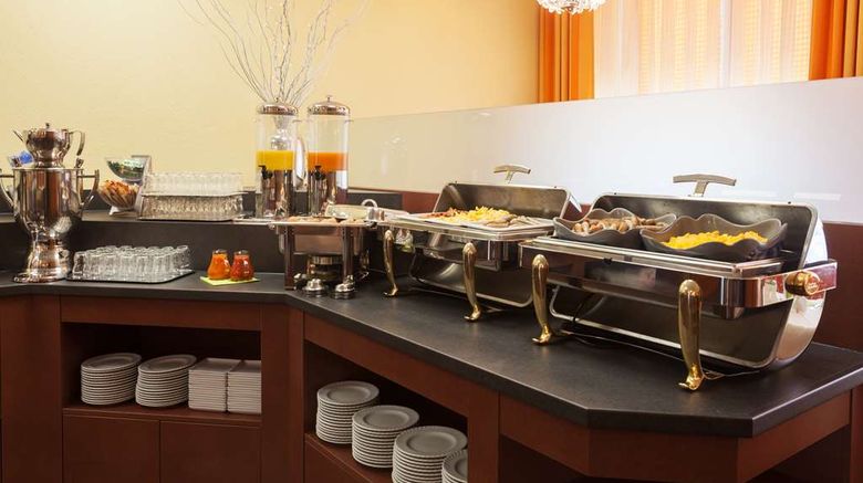 <b>Best Western Hotel Augusta Restaurant</b>. Images powered by <a href="https://iceportal.shijigroup.com/" title="IcePortal" target="_blank">IcePortal</a>.
