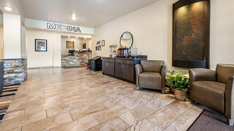 Comfort Inn & Suites Lobby