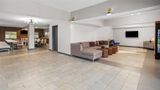 Wingate by Wyndham New Stanton Lobby