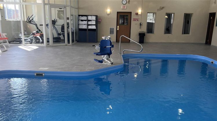 Wingate by Wyndham New Stanton Pool
