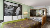 Super 8 by Wyndham Branson Suite