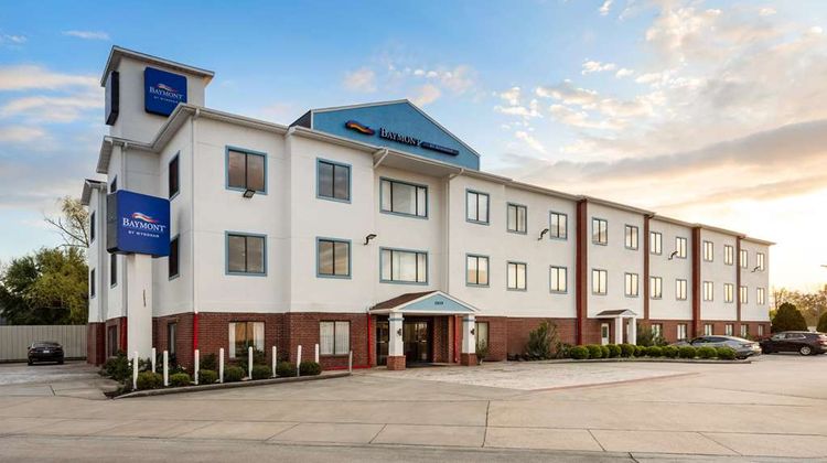 Baymont by Wyndham Houston Exterior