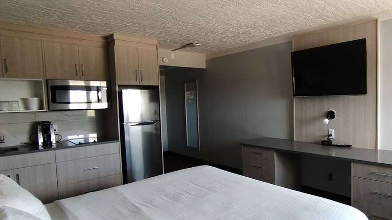 <b>Wyndham Garden Medicine Hat Room</b>. Images powered by <a href="https://iceportal.shijigroup.com/" title="IcePortal" target="_blank">IcePortal</a>.