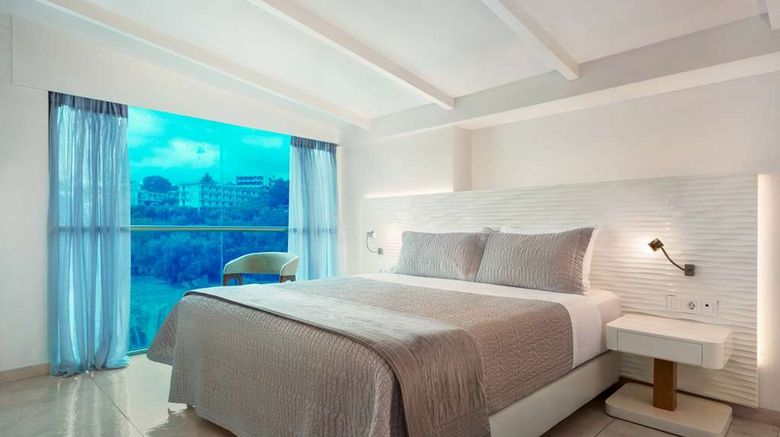 <b>Tryp by Wyndham Corfu Dassia Room</b>. Images powered by <a href="https://iceportal.shijigroup.com/" title="IcePortal" target="_blank">IcePortal</a>.