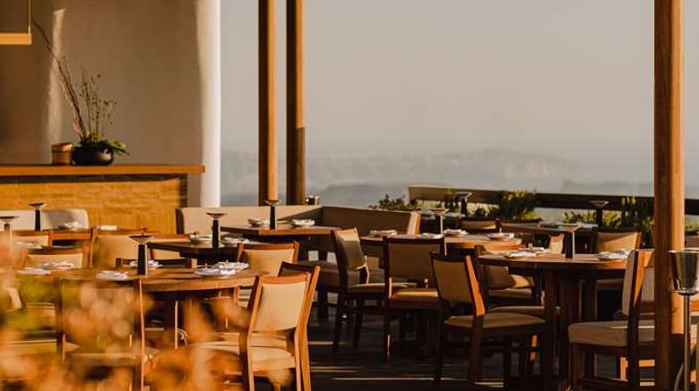 <b>Nobu Hotel Santorini Restaurant</b>. Images powered by <a href="https://iceportal.shijigroup.com/" title="IcePortal" target="_blank">IcePortal</a>.