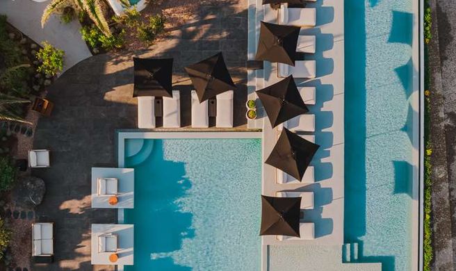 Nobu Hotel Santorini Exterior