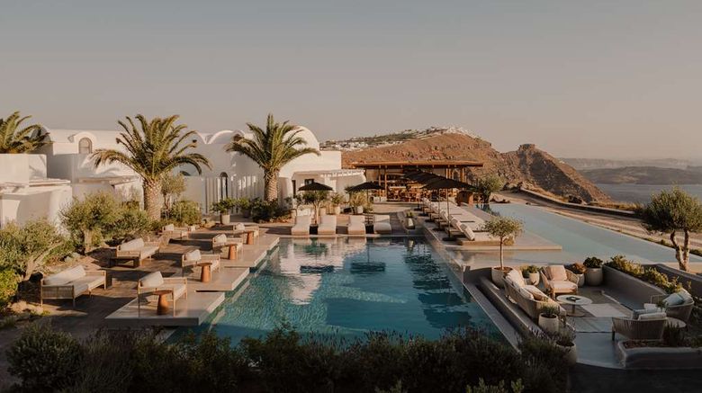 <b>Nobu Hotel Santorini Pool</b>. Images powered by <a href="https://iceportal.shijigroup.com/" title="IcePortal" target="_blank">IcePortal</a>.