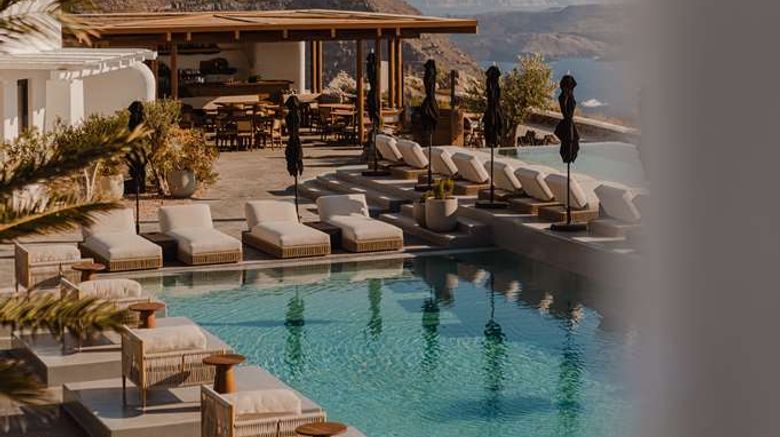 <b>Nobu Hotel Santorini Pool</b>. Images powered by <a href="https://iceportal.shijigroup.com/" title="IcePortal" target="_blank">IcePortal</a>.