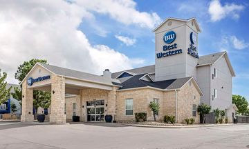 Best Western Lubbock West Inn & Suites