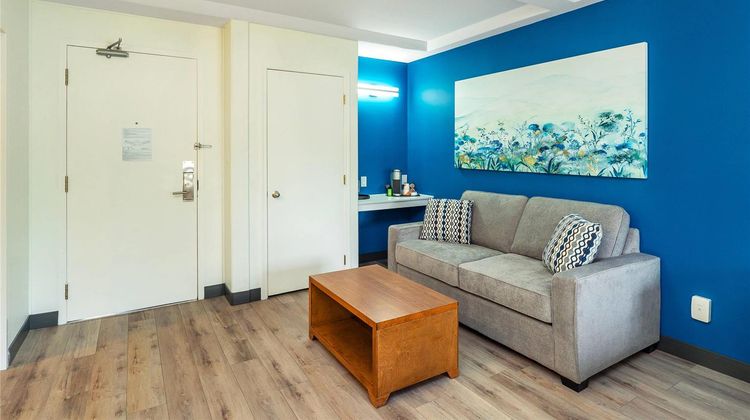 Quality Inn and Suites Clearwater Room