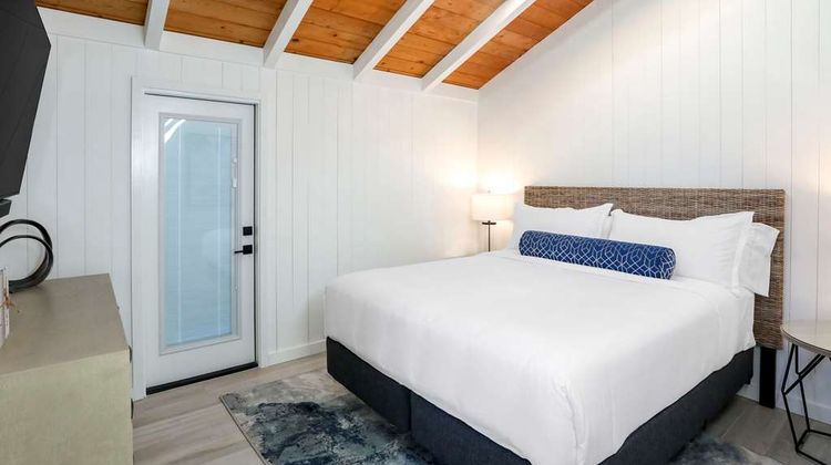 Del Mar Beach Hotel Room