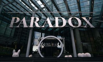 Paradox Hotel Vancouver