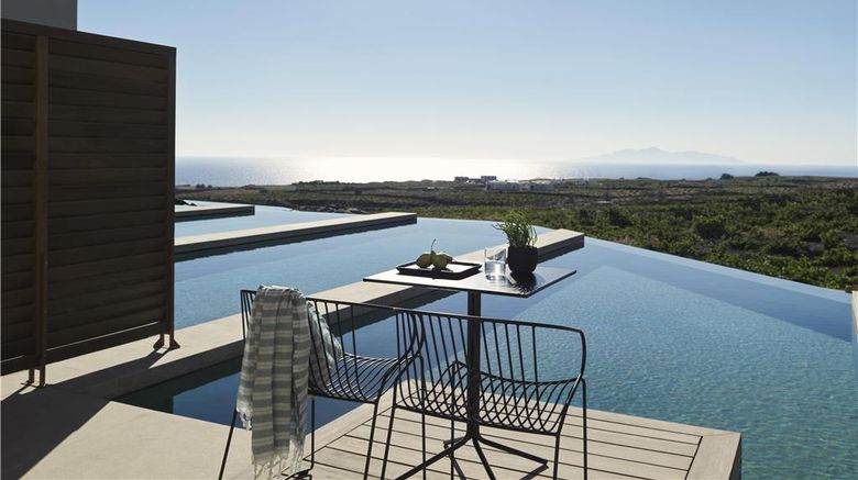 <b>Magma Resort Santorini Room</b>. Images powered by <a href="https://iceportal.shijigroup.com/" title="IcePortal" target="_blank">IcePortal</a>.