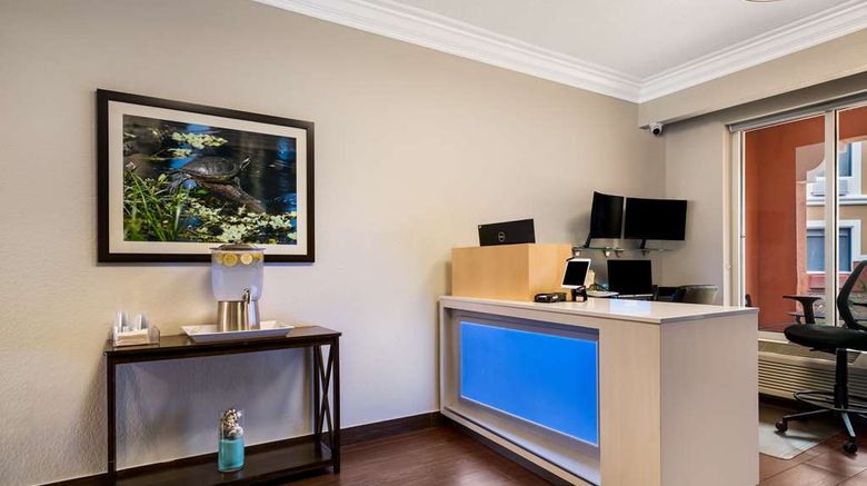 <b>SureStay Plus Hotel by BW The Villagers Lobby</b>. Images powered by <a href="https://iceportal.shijigroup.com/" title="IcePortal" target="_blank">IcePortal</a>.