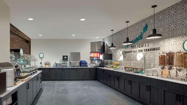 <b>Embassy Suites by Hilton Bowling Green Restaurant</b>. Images powered by <a href="https://iceportal.shijigroup.com/" title="IcePortal" target="_blank">IcePortal</a>.
