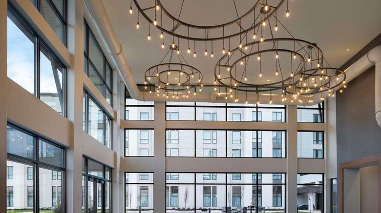 <b>Embassy Suites by Hilton Bowling Green Lobby</b>. Images powered by <a href="https://iceportal.shijigroup.com/" title="IcePortal" target="_blank">IcePortal</a>.