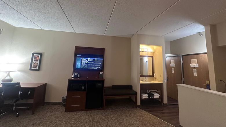 <b>Wingate by Wyndham West Mifflin Room</b>. Images powered by <a href="https://iceportal.shijigroup.com/" title="IcePortal" target="_blank">IcePortal</a>.