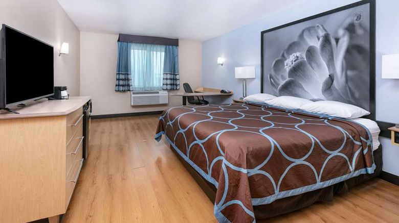 <b>Super 8 by Wyndham New Braunfels I-35 Room</b>. Images powered by <a href="https://iceportal.shijigroup.com/" title="IcePortal" target="_blank">IcePortal</a>.