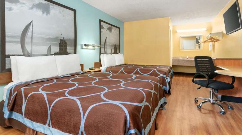 <b>Super 8 by Wyndham Findlay Room</b>. Images powered by <a href="https://iceportal.shijigroup.com/" title="IcePortal" target="_blank">IcePortal</a>.