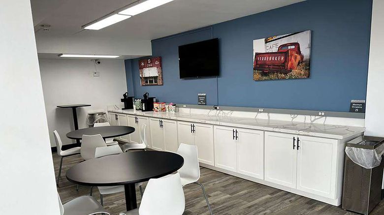 <b>Super 8 by Wyndham Laredo Restaurant</b>. Images powered by <a href="https://iceportal.shijigroup.com/" title="IcePortal" target="_blank">IcePortal</a>.