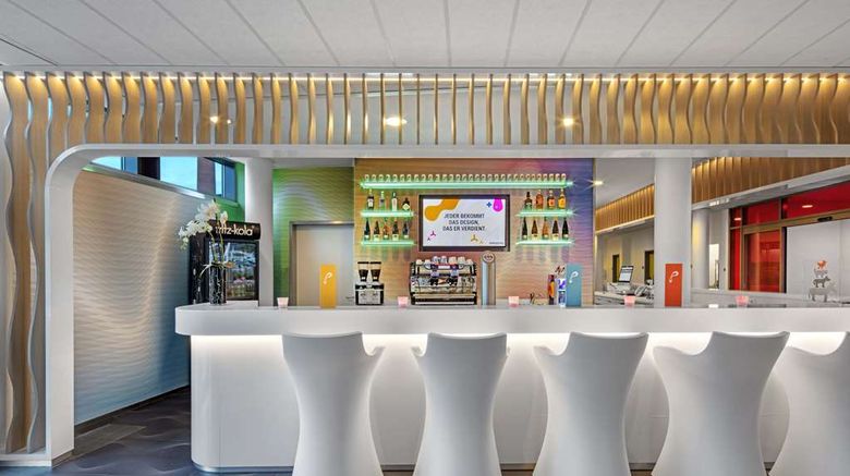 <b>Prize by Radisson, Bremen City Lobby</b>. Images powered by <a href="https://iceportal.shijigroup.com/" title="IcePortal" target="_blank">IcePortal</a>.