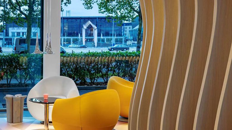 <b>Prize by Radisson, Bremen City Lobby</b>. Images powered by <a href="https://iceportal.shijigroup.com/" title="IcePortal" target="_blank">IcePortal</a>.
