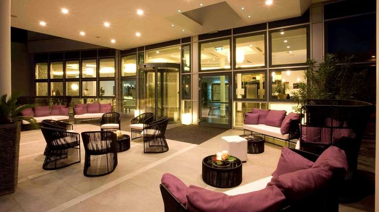 <b>Hotel Cosmopolitan Bologna Other</b>. Images powered by <a href="https://iceportal.shijigroup.com/" title="IcePortal" target="_blank">IcePortal</a>.