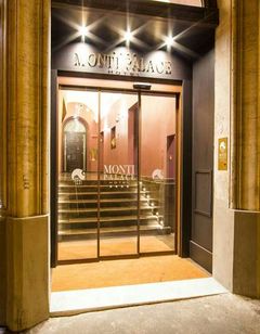Monti Palace Hotel